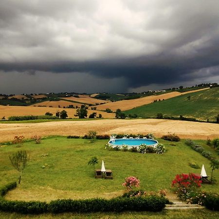 Il Giardino Nella Valle Belvedere Ostrense Kültér fotó